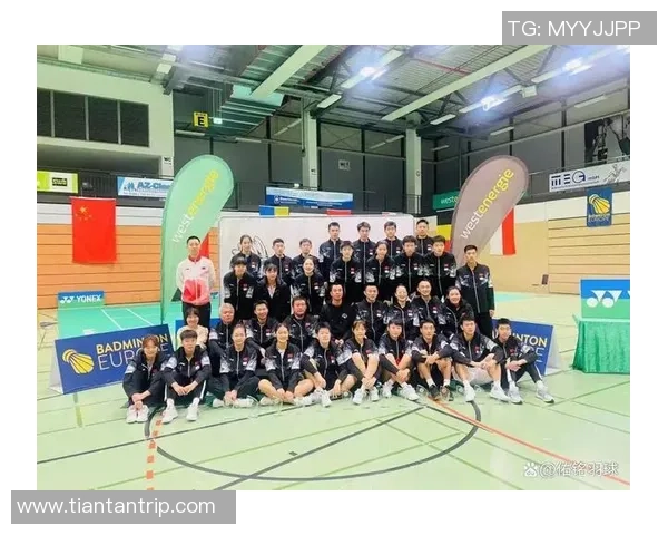 杭州羽毛球队在世锦赛积分榜上以82分领先其他队伍展现强劲实力